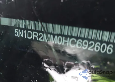 2017 Nissan Pathfinder S z USA, uszkodzony, nr VIN 5N1DR2MM0HC692606